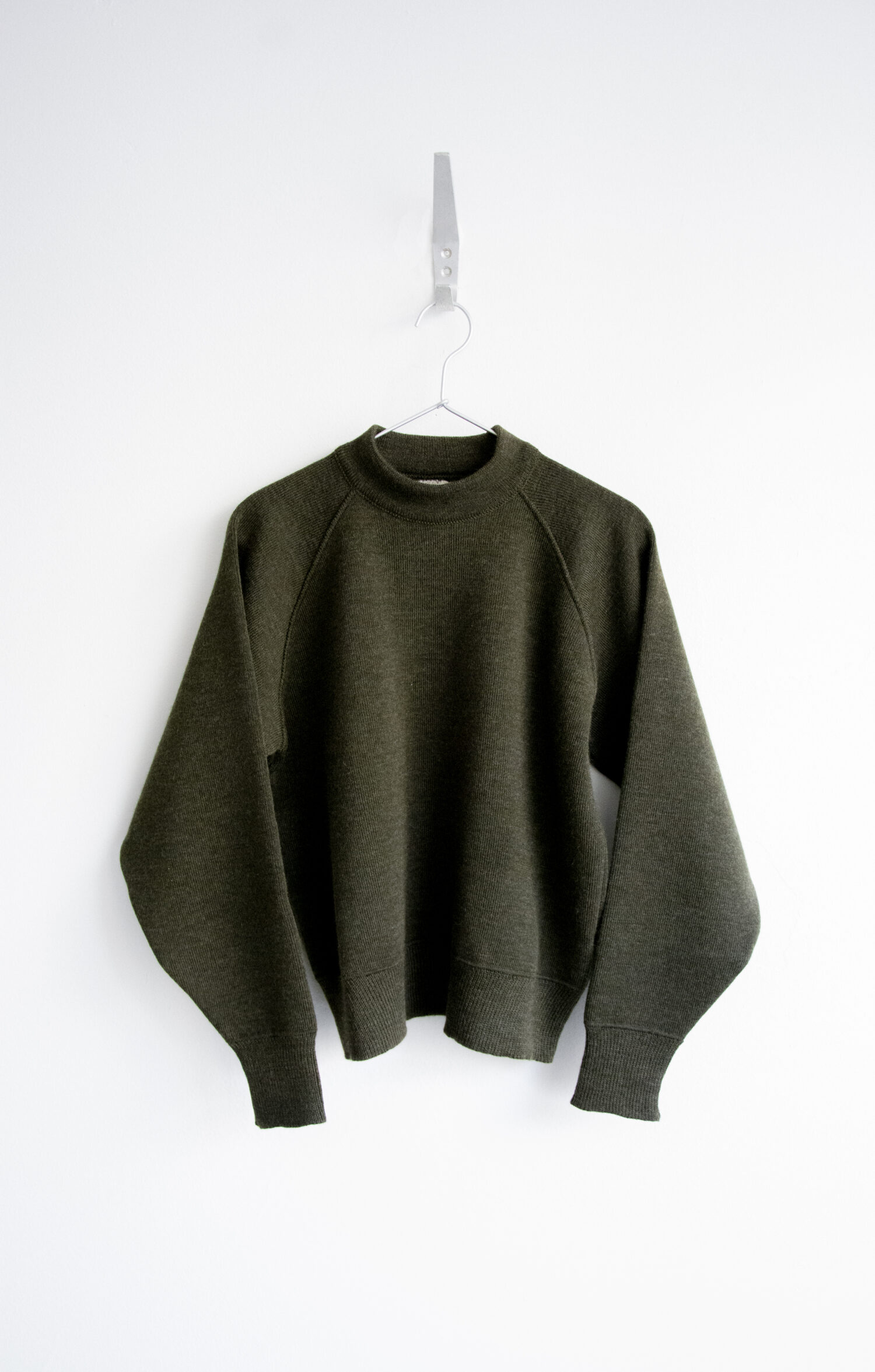 UNISEX SWEATER DARK KAKI – Image 3